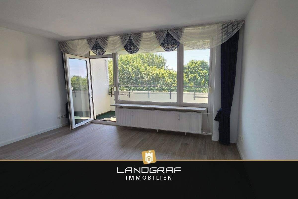 Renovierte 3-Zimmer-Wohnung mit Weitblick und Garage, 28307 Bremen (Arbergen Mahndorf Osterholz)