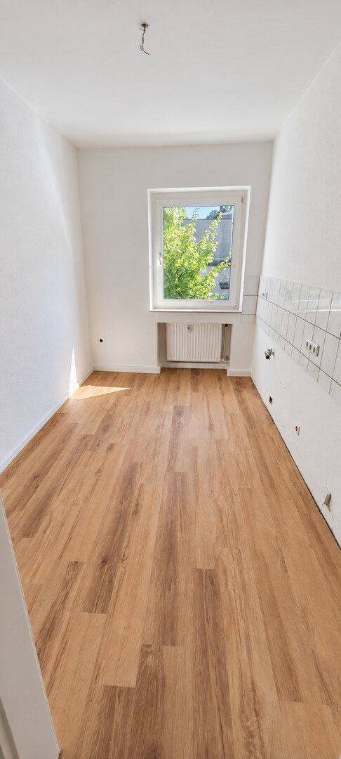 Frisch renoviert, hell & sofort frei – dein 2-Zimmer-Zuhause in Bochum, 44793 Bochum (Hamme Hordel Innenstadt Weitmar Wiemelhausen)
