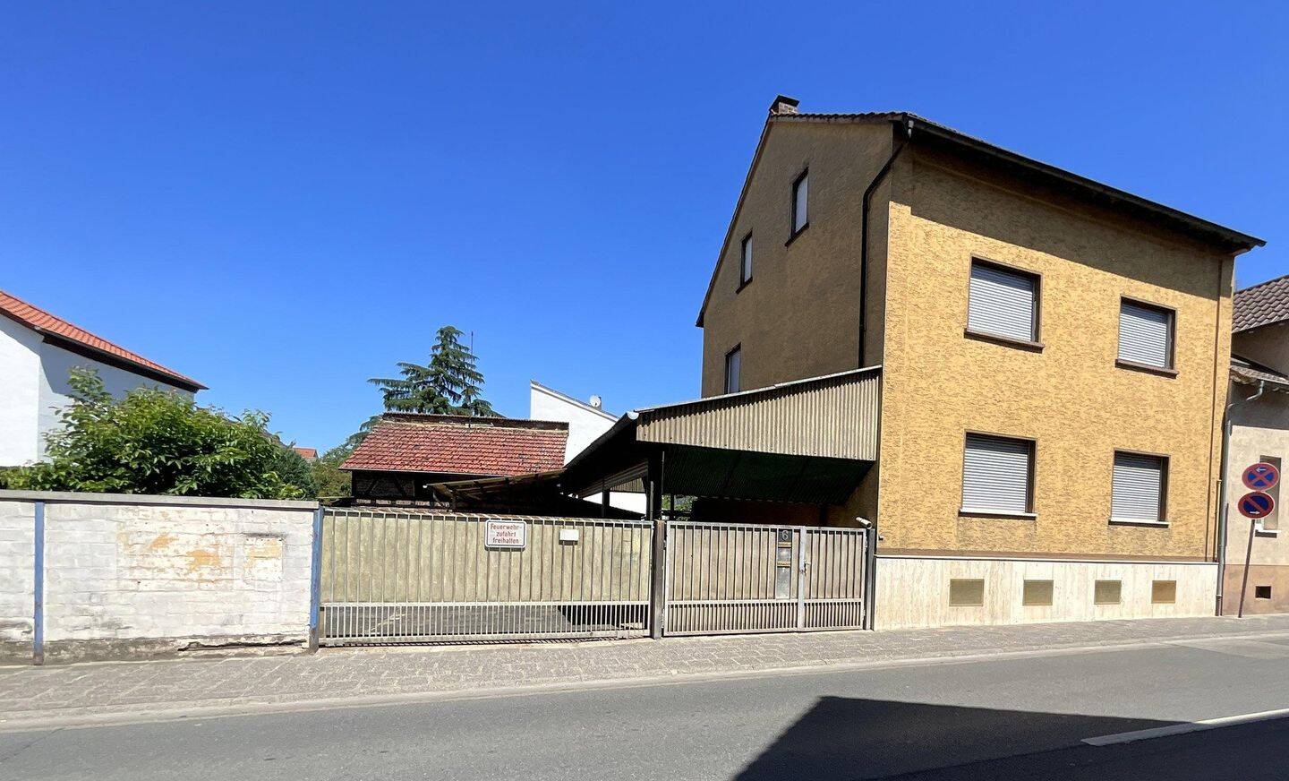 Zentrales Einfamilienhaus mit großem Hof in Mühlheim ohne Makler, 63165 Mühlheim am Main
