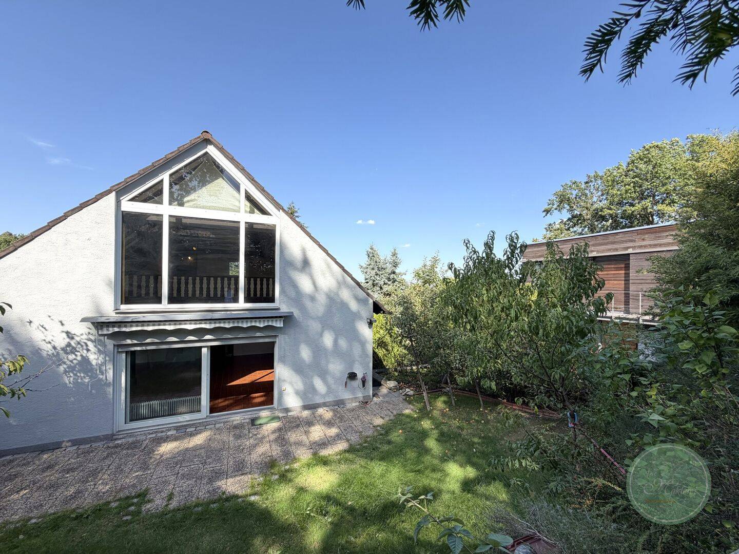 ** DAS Terrassen-Haus * 4 Terrassen von OST bis WEST * 5 Zimmer * Galerie * Garten * Doppelgarage **, 90453 Nürnberg