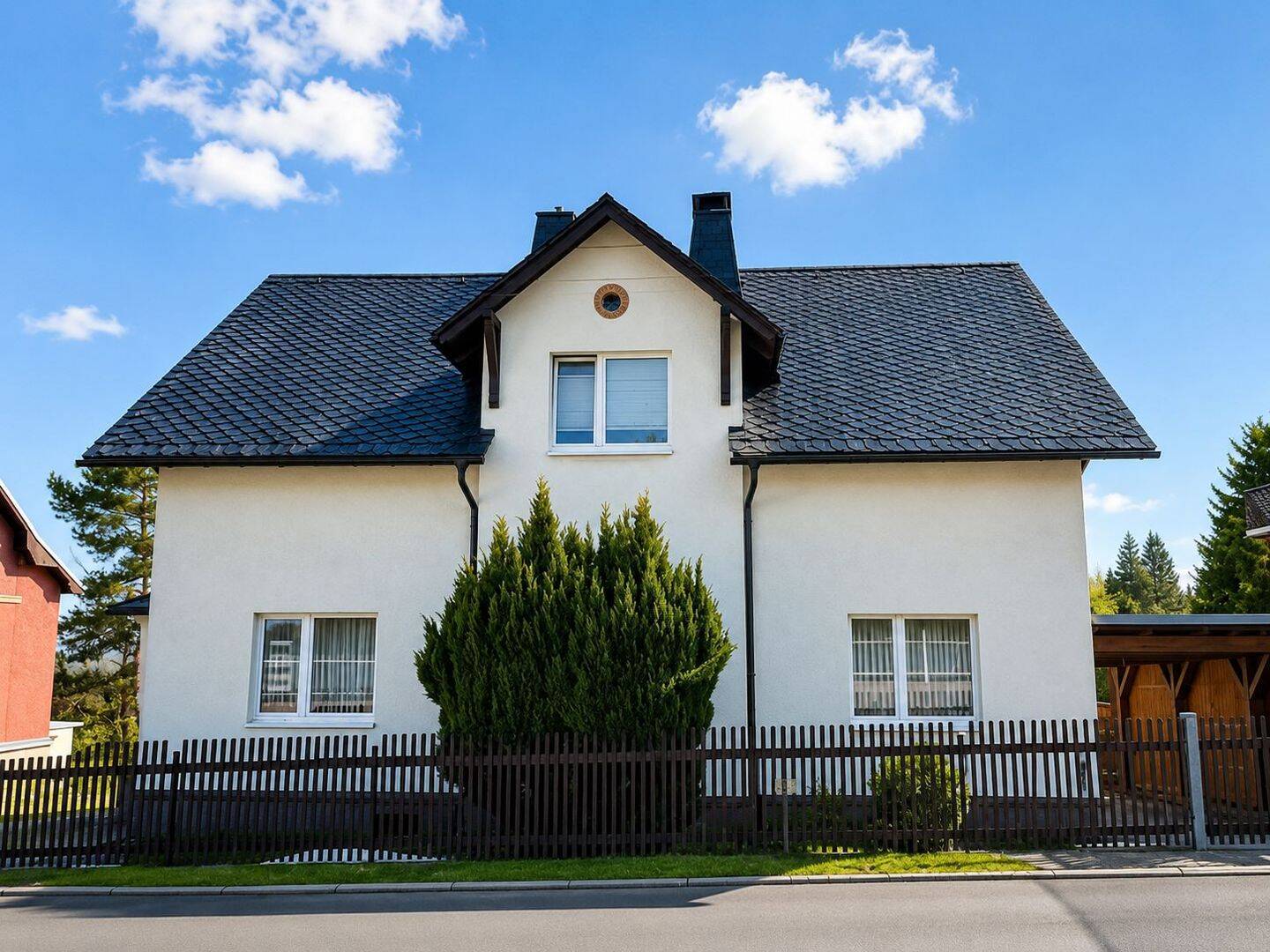 Einfamilienhaus mit viel Platz für die ganze Familie – sofort beziehbar in Grünbach, 8223 Grünbach