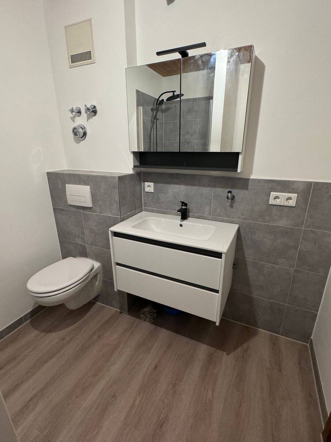Zentrale 2-Zimmer-Wohnung mit EBK und Balkon in Nürnberg, 90443 Nürnberg