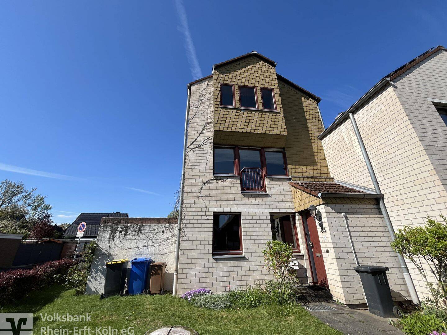 Charmantes Reihenendhaus mit großzügigem Raumangebot in begehrter Lage von Erftstadt-Lechenich, 50374 Erftstadt