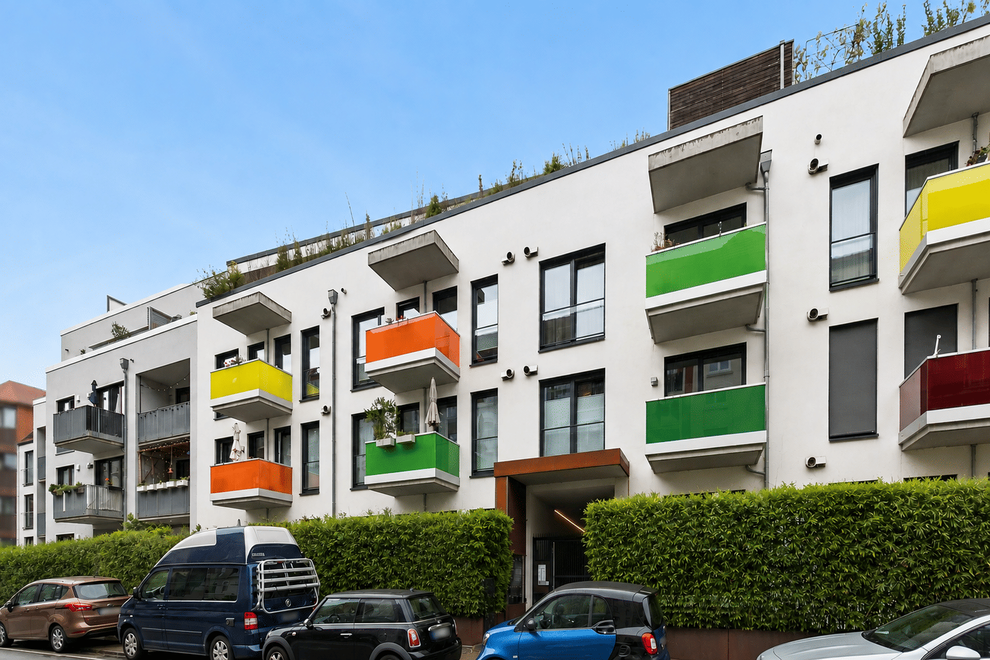 Farbakzente außen – Wohnqualität innen! Großzügiges Maisonette-Wohnen mit Haus-im-Haus-Charakter, 20255 Hamburg (Eimsbüttel Hoheluft-West Lokstedt Stellingen)
