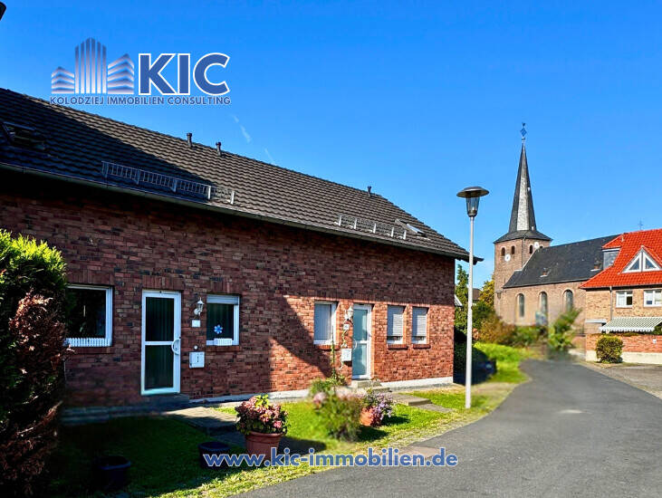 Reihenmittelhaus in Köln-Widdersdorf – ruhig, familienfreundlich, Hofanlage & Garten, 50859 Köln (Lindenthal Lövenich Weiden Widdersdorf)