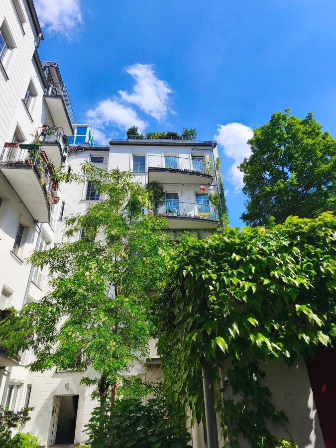 Charmante Maisonette mit Südbalkon im Dachgeschoss im Prenzlberg, 10405 Berlin (Pankow Prenzlauer Berg)