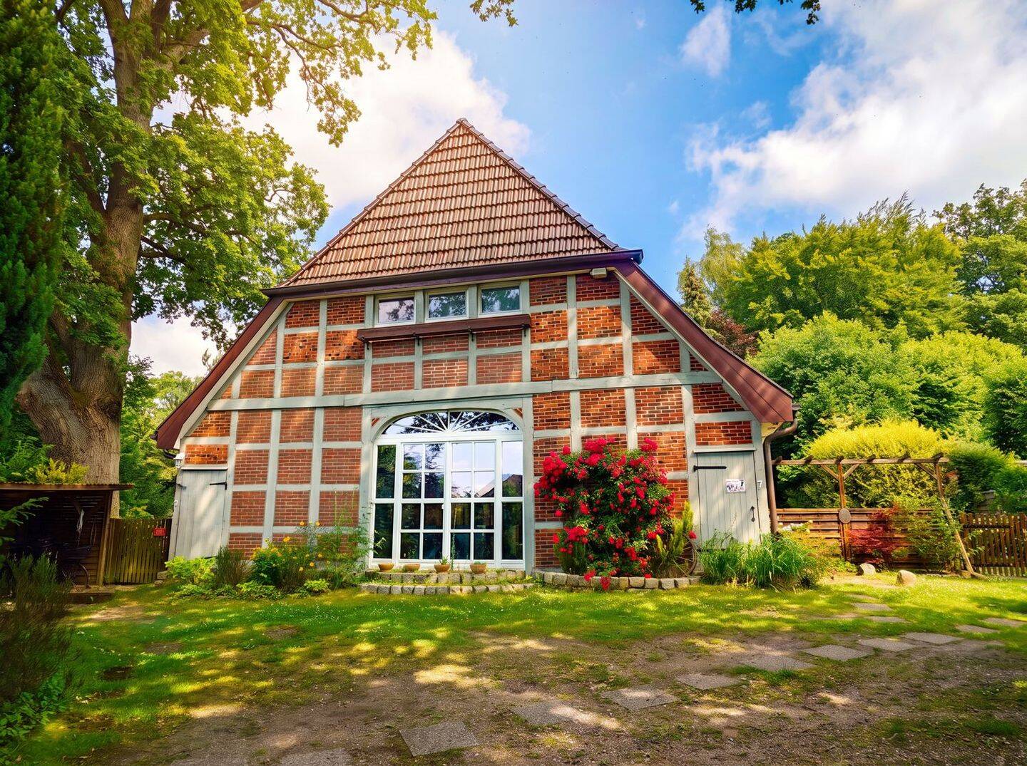 Historisches Fachwerkhaus mit vielseitiger Aufteilung auf 1.625 m² im Herzen von Bendestorf, 21227 Bendestorf