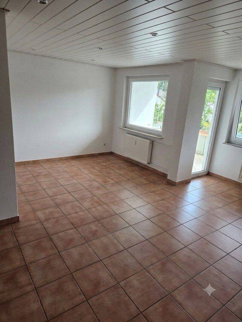 Schöne 2 Zi. Whg mit EBK, Balkon & Stellplatz in Sennestadt!, 33689 Bielefeld (Dalbke Sennestadt)