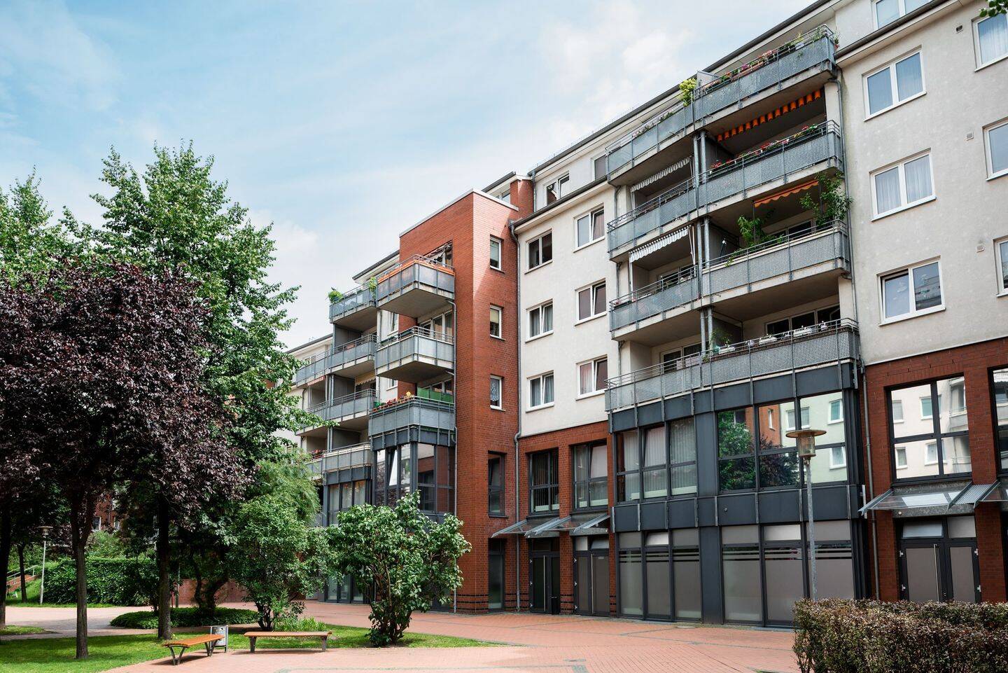 Helle 2-Zimmer Wohnung mit Balkon & Aufzug in Marzahn, 12685 Berlin (Marzahn-Hellersdorf Marzahn)