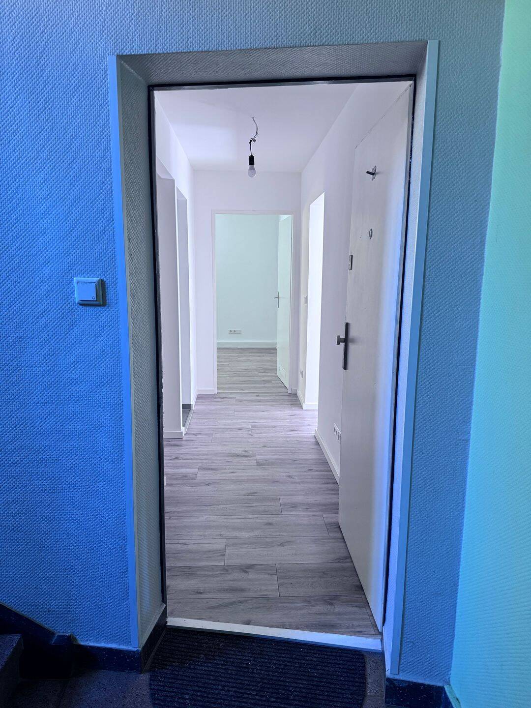 3-Zimmer-Wohnung mit Balkon und großem Gemeinschaftsgarten in Frankfurt-Eckenheim, 60435 Frankfurt am Main