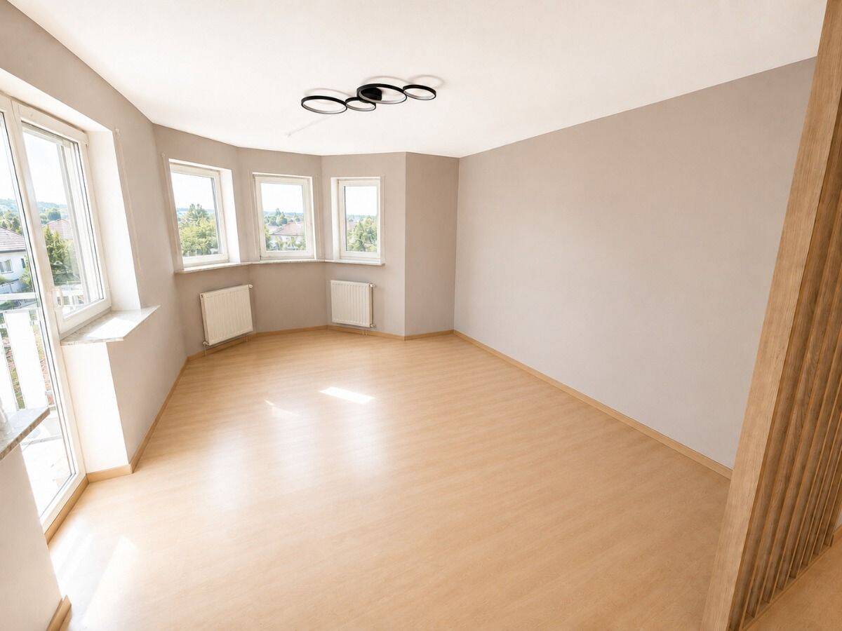 TALHEIM – Großzügige 4,5 Zimmer im 1.OG, 74388 Talheim