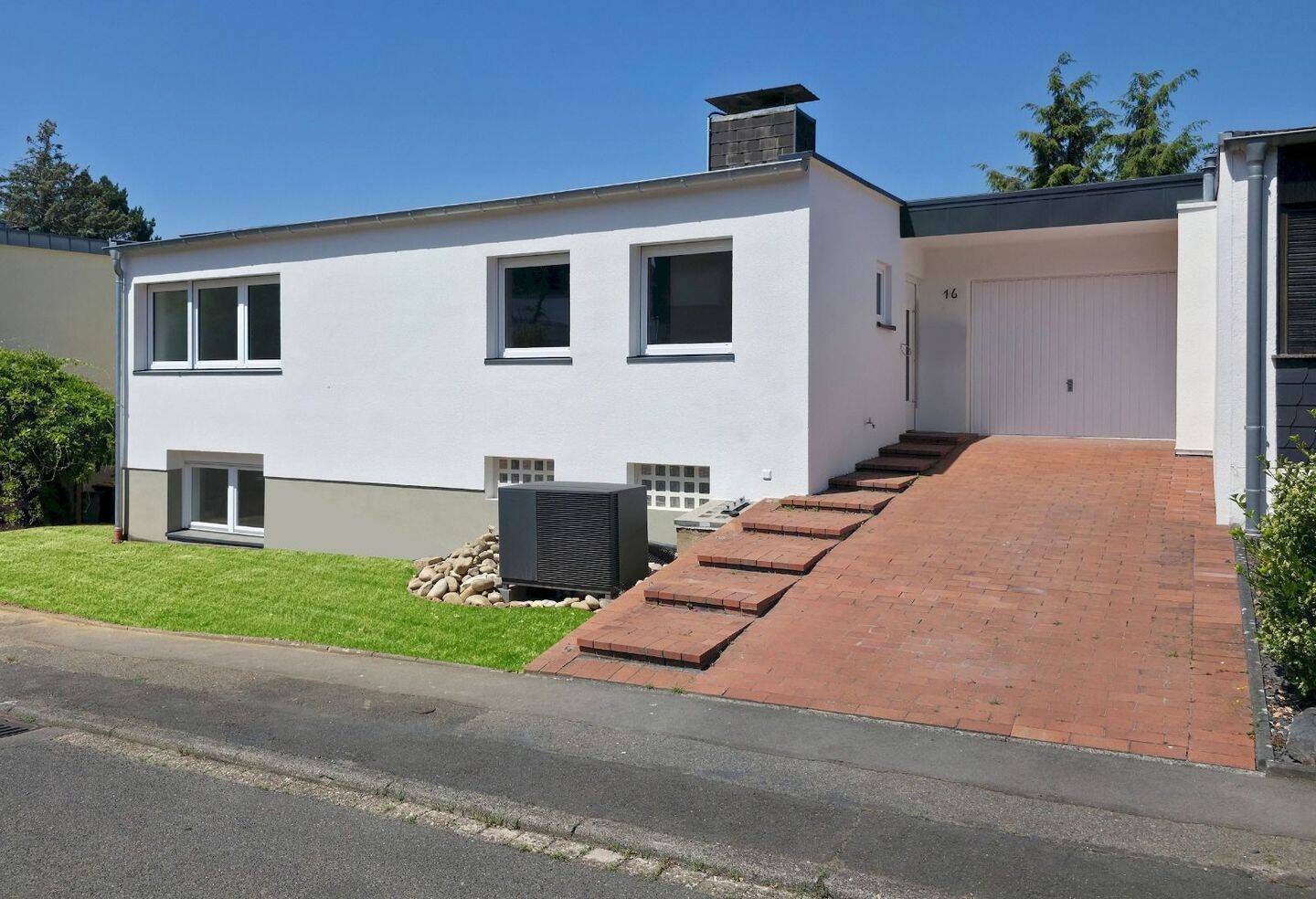 Kernsaniertes 6-Zimmer-Haus in Wachtberg – Erstbezug, PV & Wärmepumpe, 53343 Wachtberg