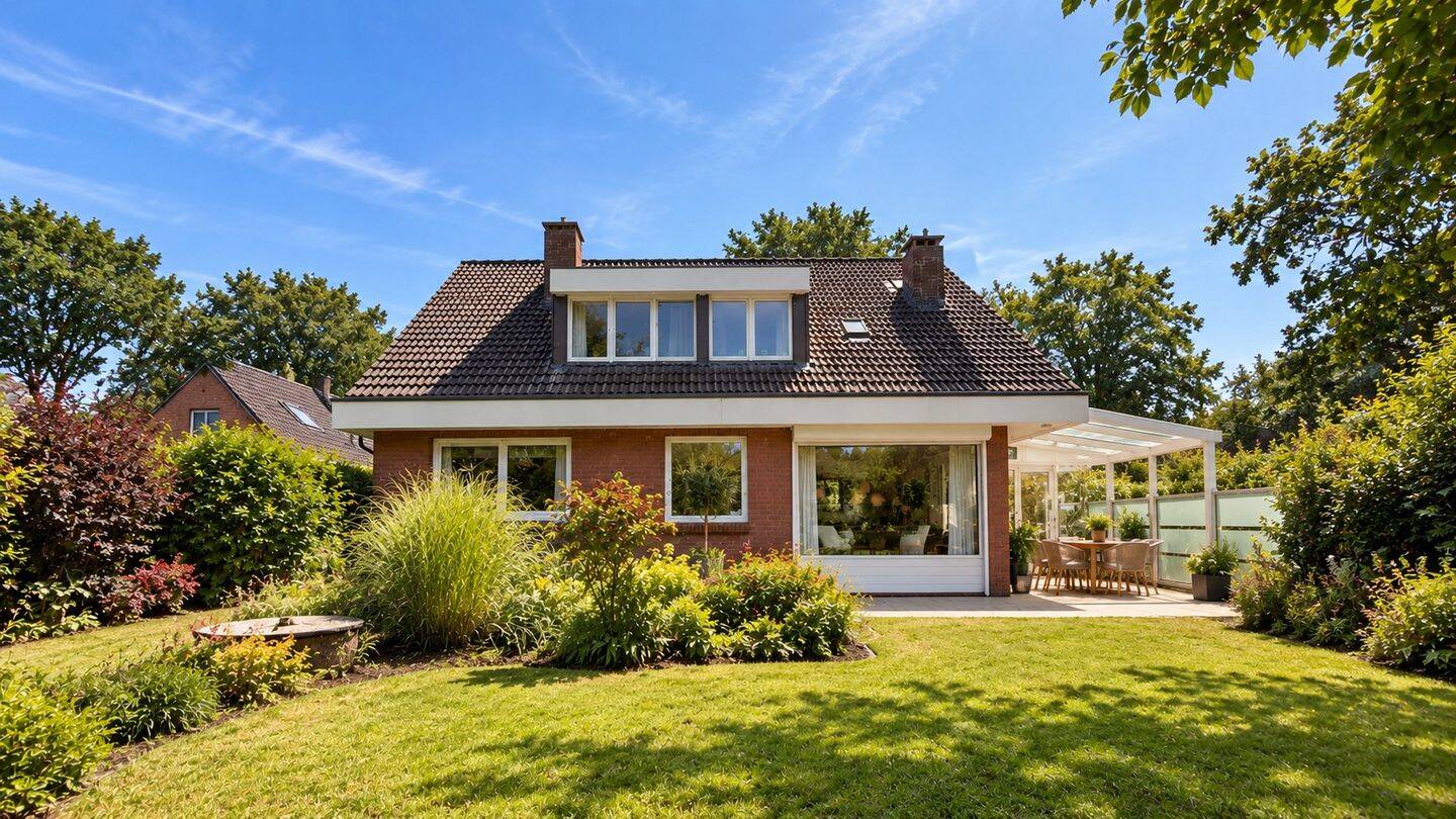 Großzügiges Mehrgenerationshaus – viel Raum für Familie, Arbeiten & Wohnen, 25436 Moorrege