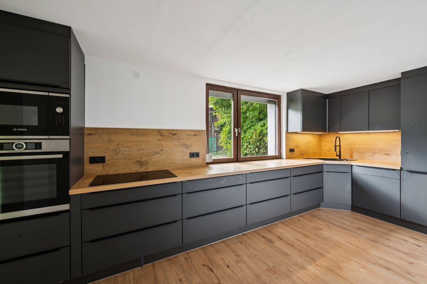Familienglück in Forbach – Charmantes Einfamilienhaus mit Garten und viel Platz zum Leben, 76596 Forbach
