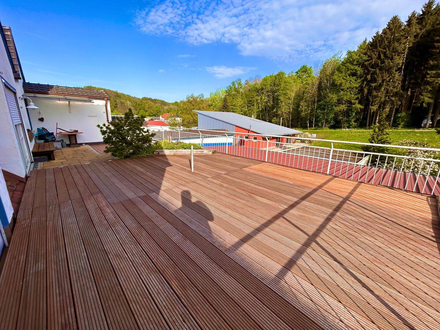 Schöne Wohnung mit großer Dachterrasse, 89355 Gundremmingen