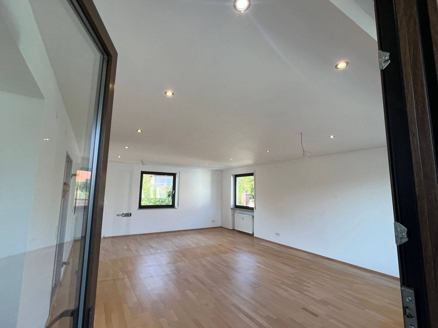 3 Zimmer Wohnung in Schwaig OT Behringersdorf, 90571 Schwaig b. Nürnberg