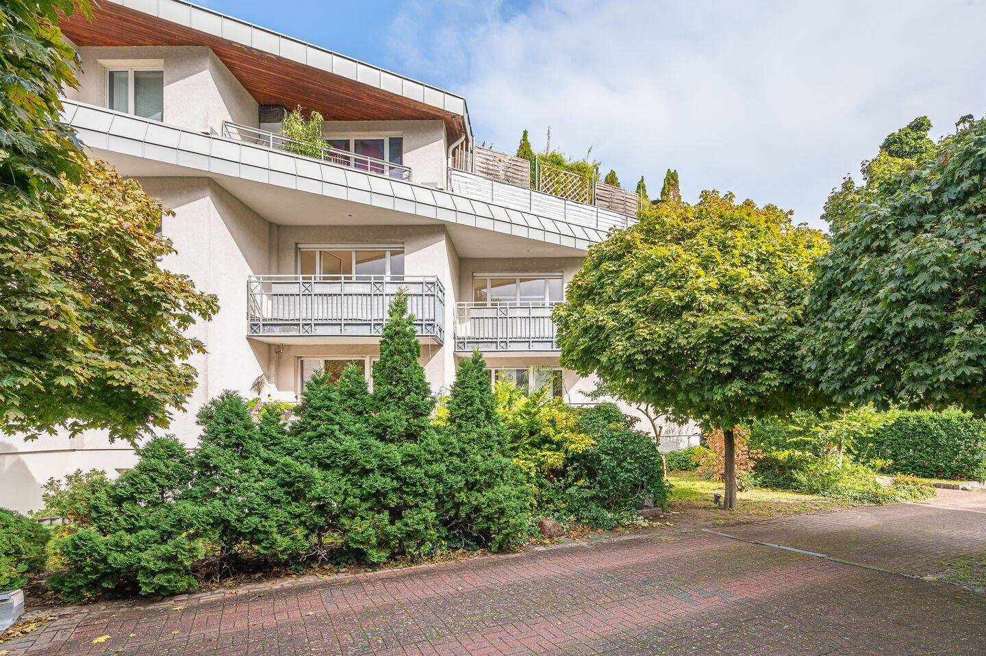 Familien aufgepasst I 3 Zi. mit 3 Terrassen Süd West Ausrichtung provisionsfrei I Kolberger Platz, 14199 Berlin (Steglitz-Zehlendorf)