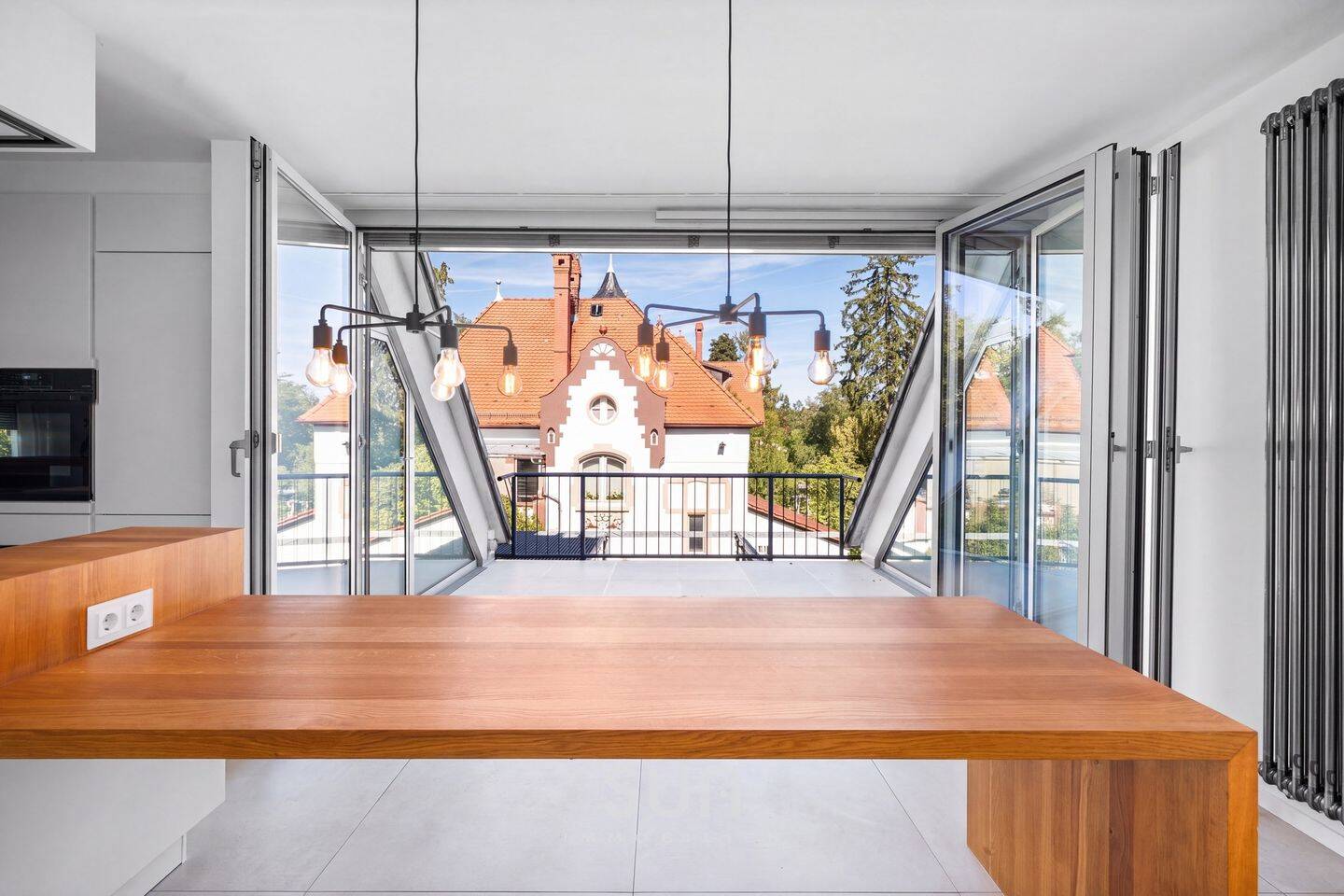 LUXUS-MAISONETTE – Villenkolonie Eberstadt – Galerie und private Bio-Sauna, 64297 Darmstadt (Eberstadt)