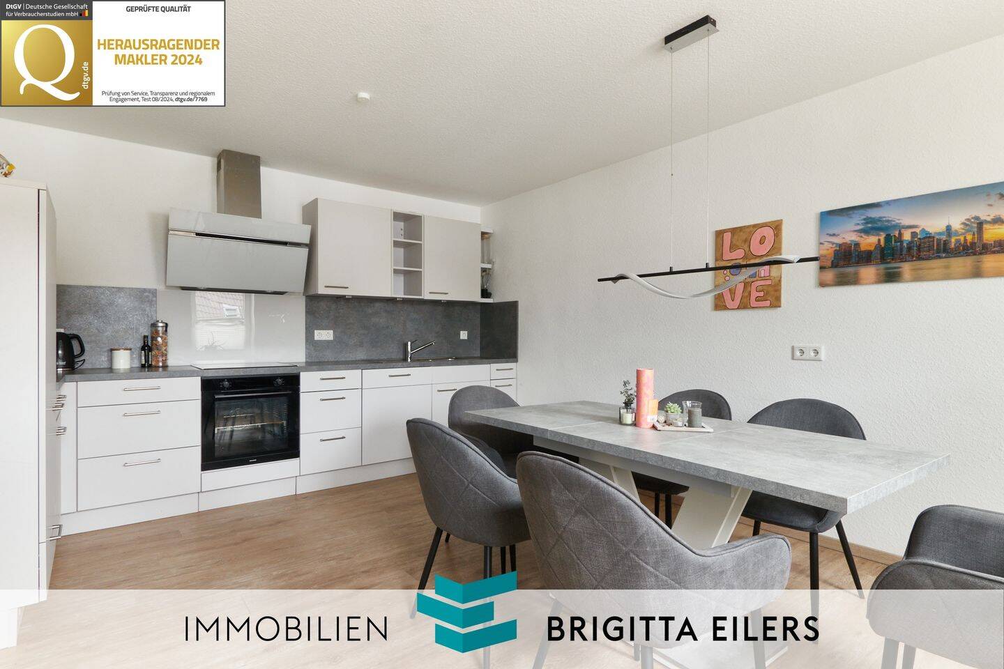 Ab 01.11: Viel Platz zum Wohlfühlen – großzügige 2-Zi.-Wohnung mit Einbauküche im Herzen von Achim!, 28832 Achim