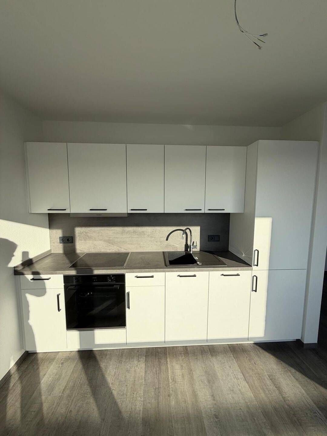 Charmante Dachgeschosswohnung in ruhiger Lage mit Einbauküche., 49086 Osnabrück (Darum Gretesch Lüstringen Voxtrup Widukindland)