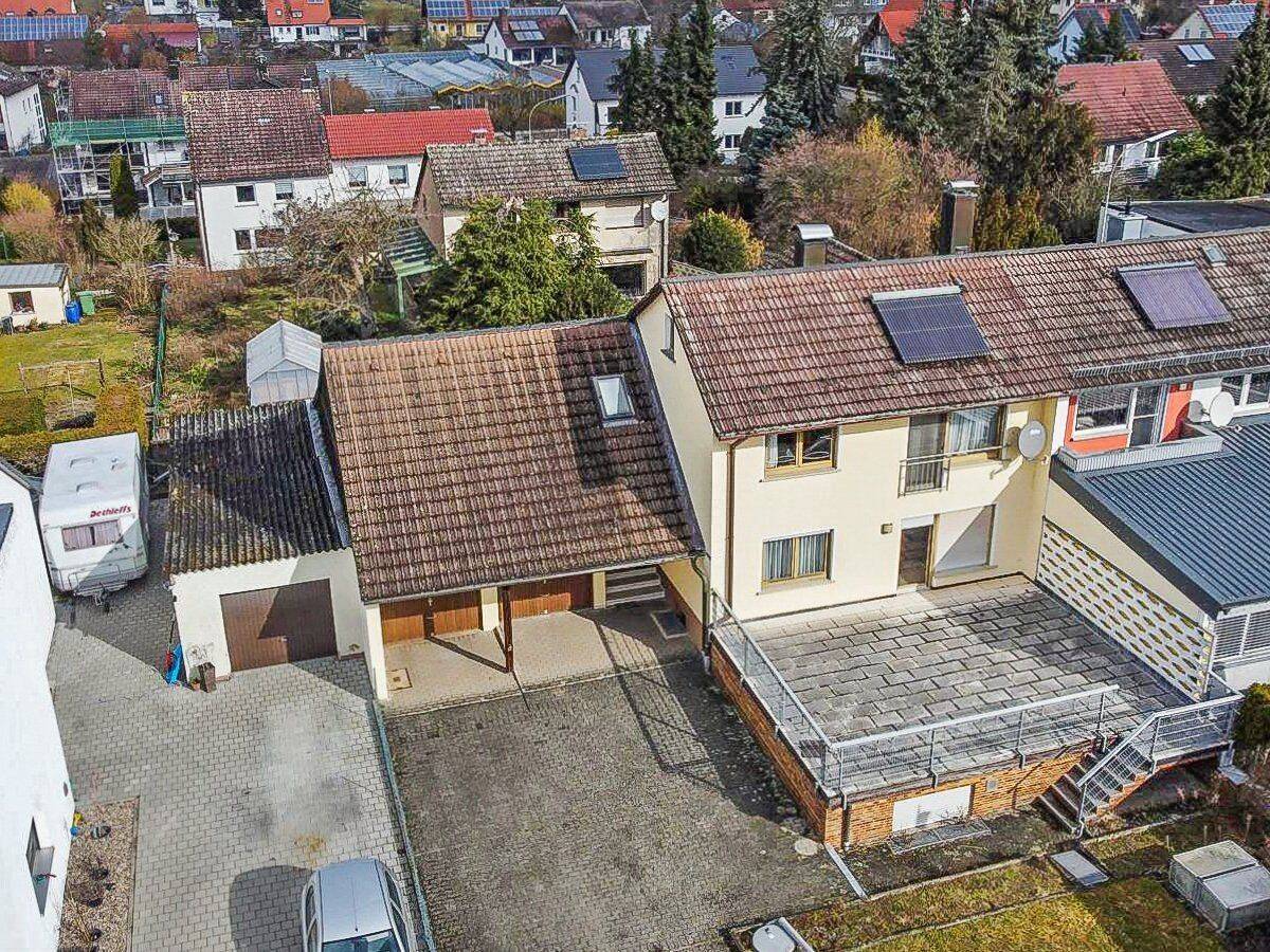 Doppelhaushälfte in Georgensgmünd, 91166 Georgensgmünd