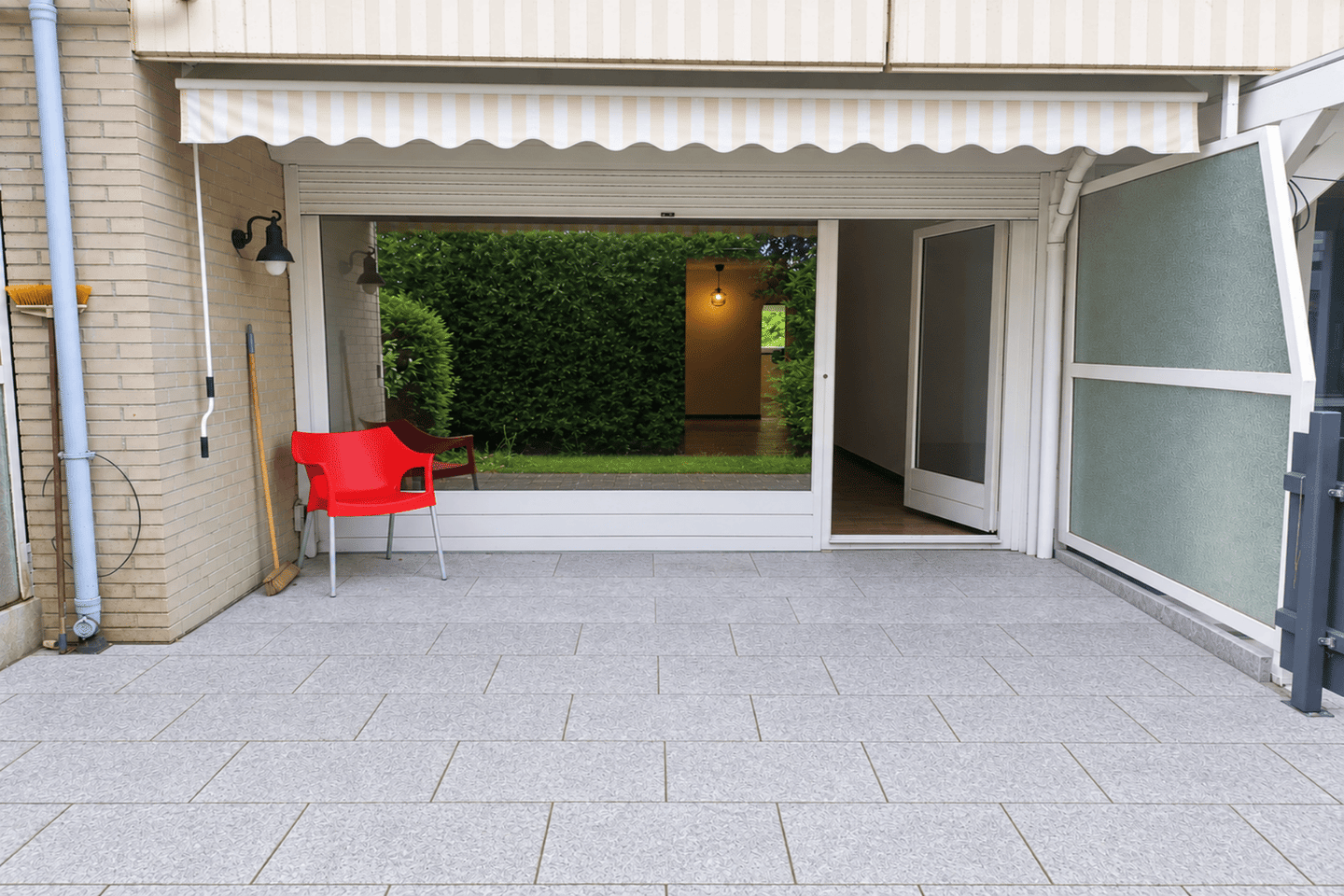 Großzügige 2 Zimmerwohnung (66qm) mit Terrasse und Tiefgaragenstellplatz, 22391 Hamburg (Wandsbek)
