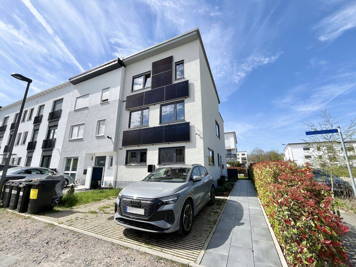 Großzügiges Raumwunder mit Highend-Komfort in Offenbach-Bieber, 63073 Offenbach am Main (Bieber)