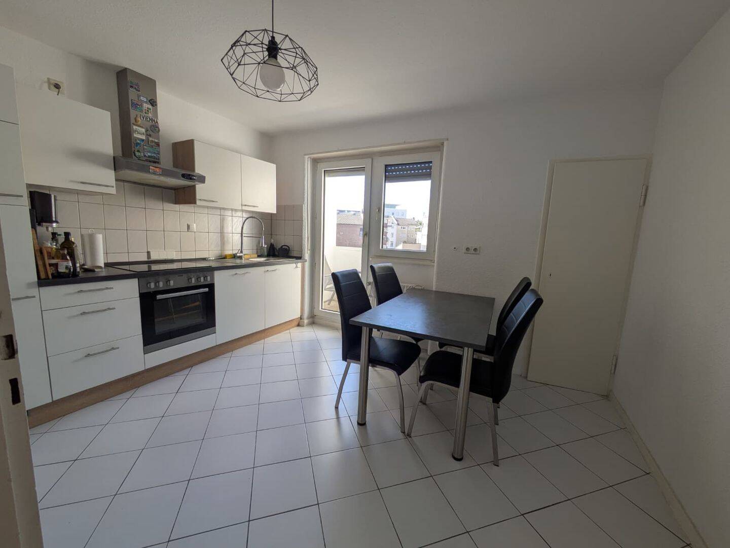 Lu-Süd ** Tolle City Wohnung ** mit Balkon in gepfegtem Mehrparteienhaus 3.OG, 67061 Ludwigshafen am Rhein (Mitte Süd)