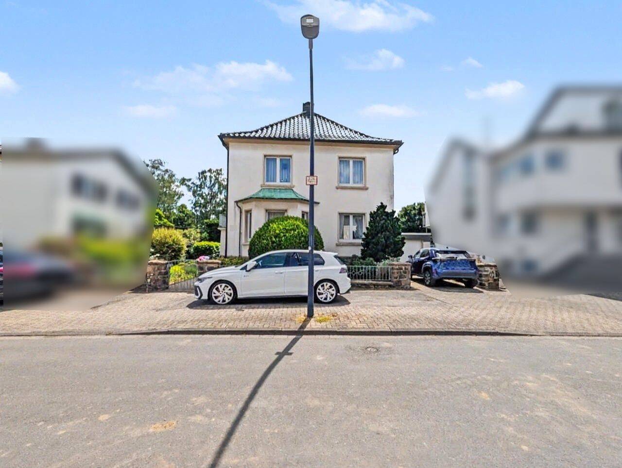 Freistehendes Einfamilienhaus mit großzügigem Grundstück in Holzwickede, 59439 Holzwickede