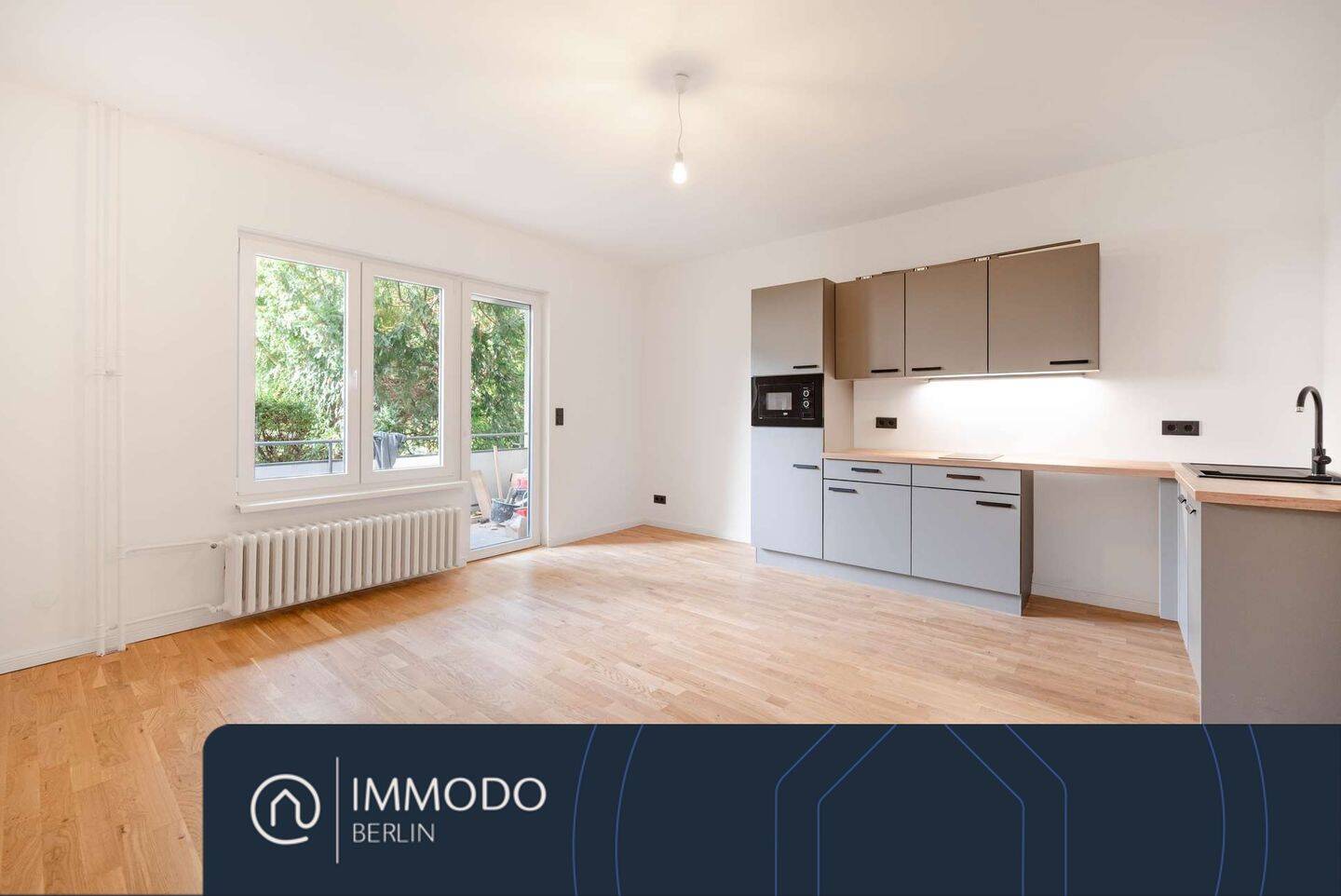 ?? Wohnen auf höchstem Niveau – hochwertig saniertes 1,5 Zimmer Studio mit sonnigen Westbalkon, 12249 Berlin (Steglitz-Zehlendorf Lankwitz Marienfelde)
