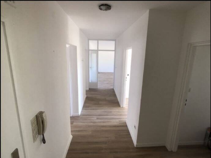 Ideal für Familien oder WG: 4-Zi-Whg mit Balkon, Nürnberg Gärten b Wöhrd, 90489 Nürnberg (Gärten bei Wöhrd Rennweg Veilhof Wöhrd)