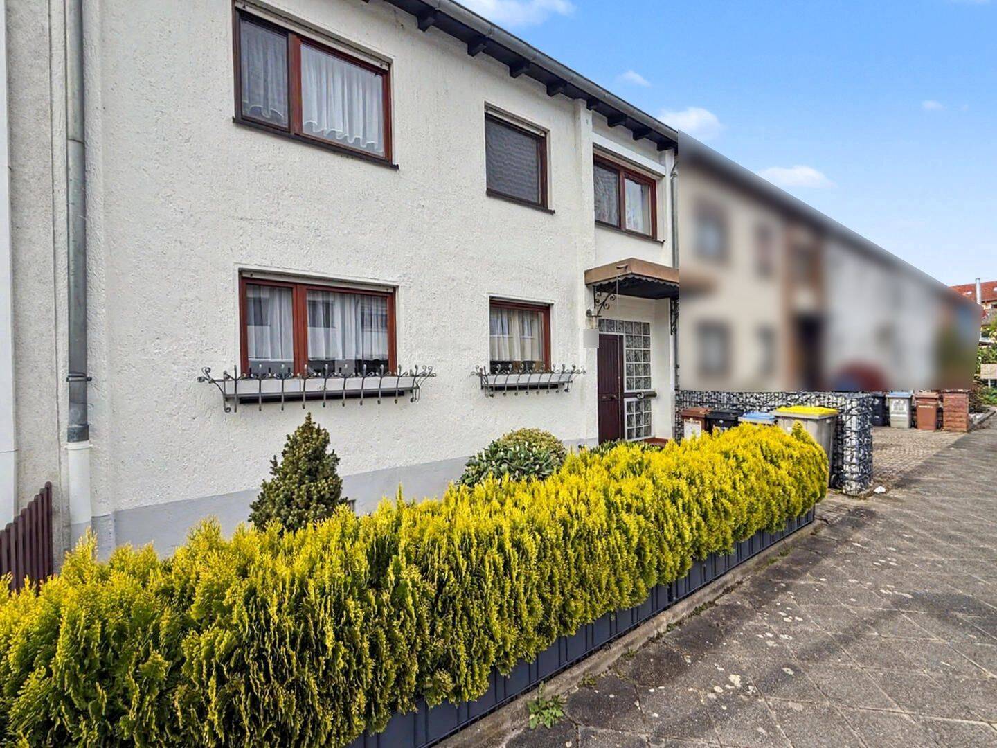 Charmantes Reihenmittelhaus mit Garten und Garage in ruhiger Lage von Rheinau-Casterfeld, 68219 Mannheim (Rheinau)
