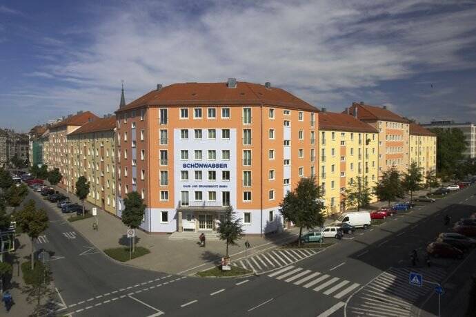Helle, modernisierte 2-Zimmer-Wohnung in der Fürther Südstadt, Simonstr. 35 – 4. OG – ohne Aufzug – ohne Maklerprovision, 90763 Fürth (Südstadt Weikershof)