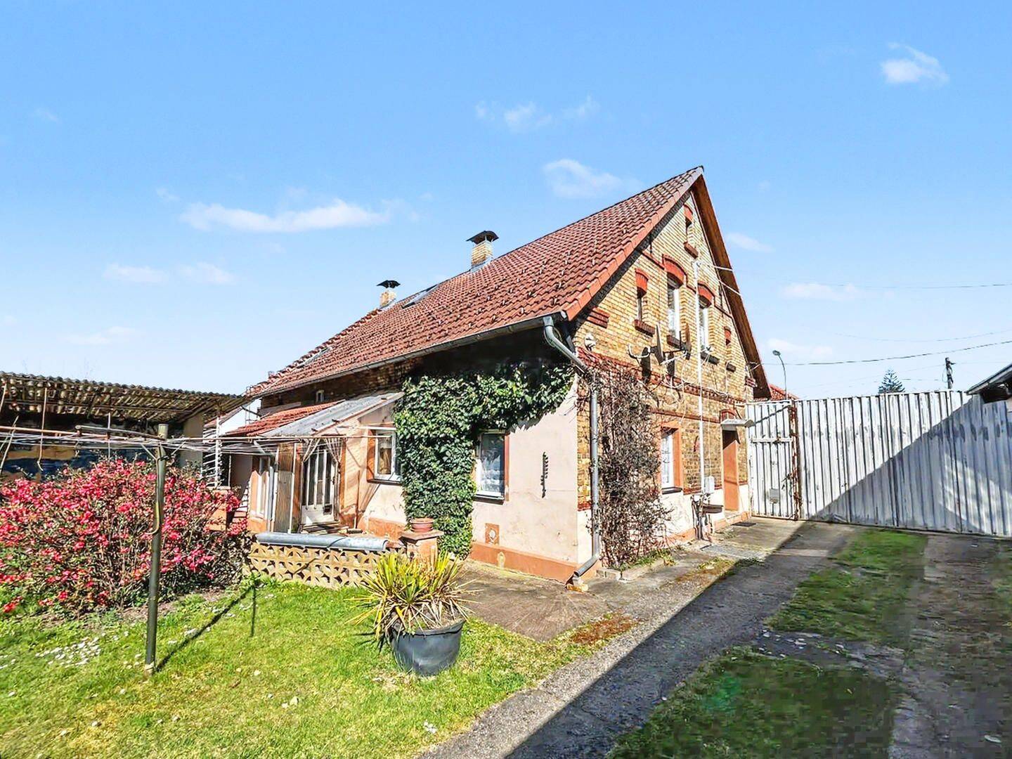 Charmantes Einfamilienhaus mit vielseitigen Nutzungsmöglichkeiten in Gorden-Staupitz, 3238 Gorden-Staupitz