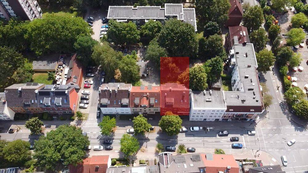 INNERSTÄDTISCHES ENTWICKLUNGSGRUNDSTÜCK MIT ERHEBLICHEM WERTSTEIGERUNGSPOTENZIAL, 22047 Hamburg (Wandsbek Bramfeld Tonndorf)