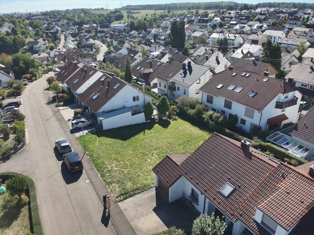 Zum Verkauf steht ein sofort bebaubarer Bauplatz mit 465 m² in ruhiger, gewachsener Wohnlage in Ebersbach-Bünzwangen., 73061 Ebersbach an der Fils