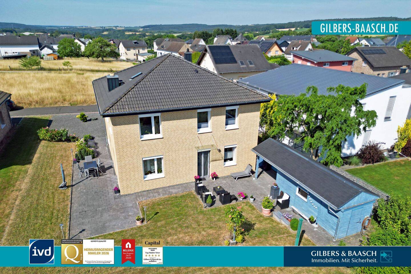 Landscheid: Großzügiges Einfamilienhaus mit Garten, Kamin und Doppelgarage, 54526 Landscheid