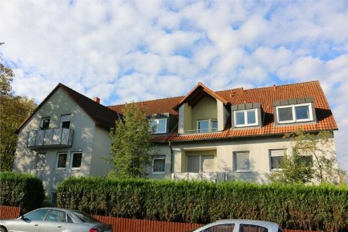 1-Zimmer Apartment, überdachter Balkon, TG Stellplatz, Erlangen Bruck, von privat, provisionsfrei, 91058 Erlangen (Bruck Eltersdorf Erlangen-Süd Sebaldussiedlung Tennenlohe)