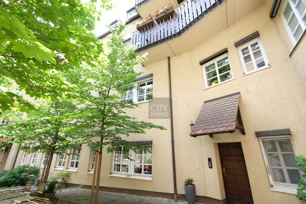 Ruhig Wohnen in der historischen Altstadt – Maisonettenwohnung mit EBK – Stellplatz auf Wunsch, 90403 Nürnberg (Gleißbühl Lorenz Sebald)