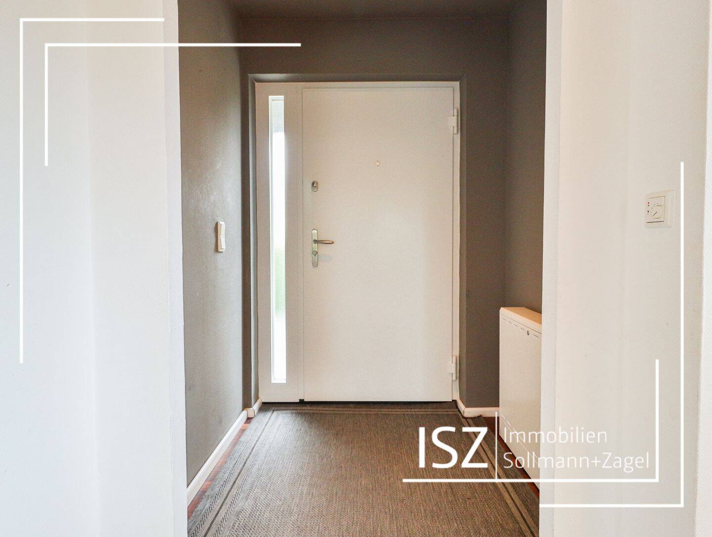 Bestlage Zirndorf – Sanierter, freistehender Bungalow mit Außenpool & 2 Garagen, 90513 Zirndorf