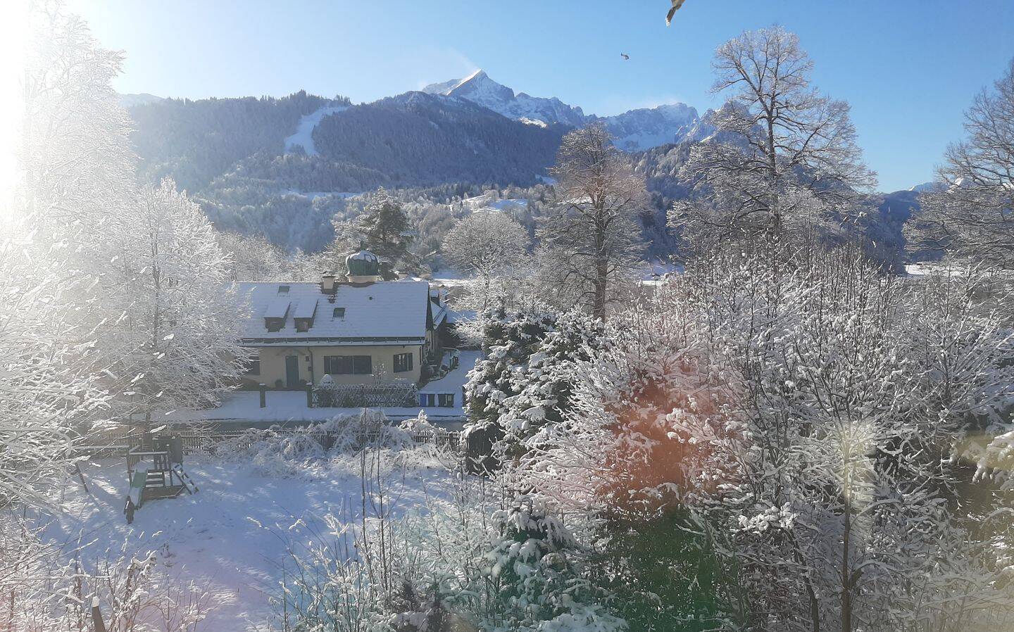 Absolute Rarität im Leitenfeld / Garmisch – Klassischer Charme mit Alpenblick, 82467 Garmisch-Partenkirchen