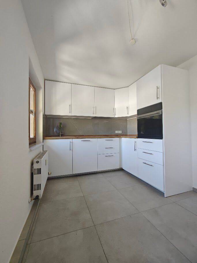 Zentral gelegene 4 Zimmerwohnung mit EBK in Zorneding, 85604 Zorneding