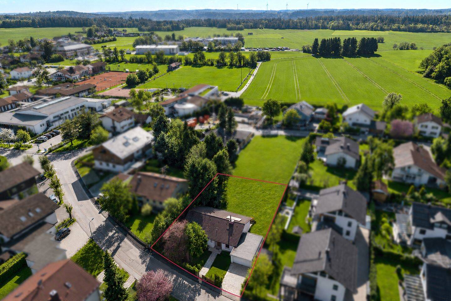 Baugrundstück mit Potenzial für zwei Einheiten. Träume verwirklichen., 82064 Straßlach-Dingharting