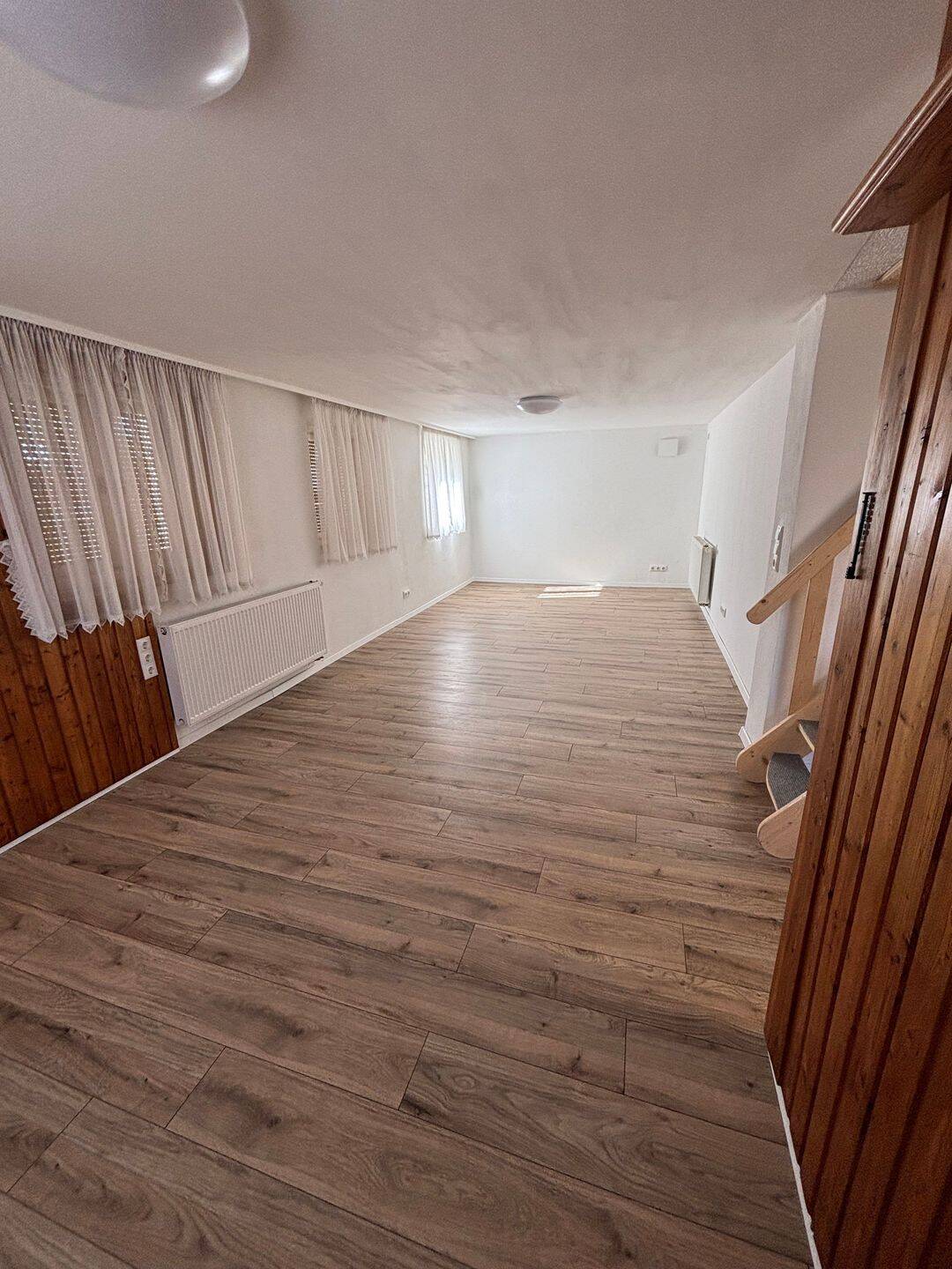 Vermiete EG/OG Wohnung, 94436 Simbach