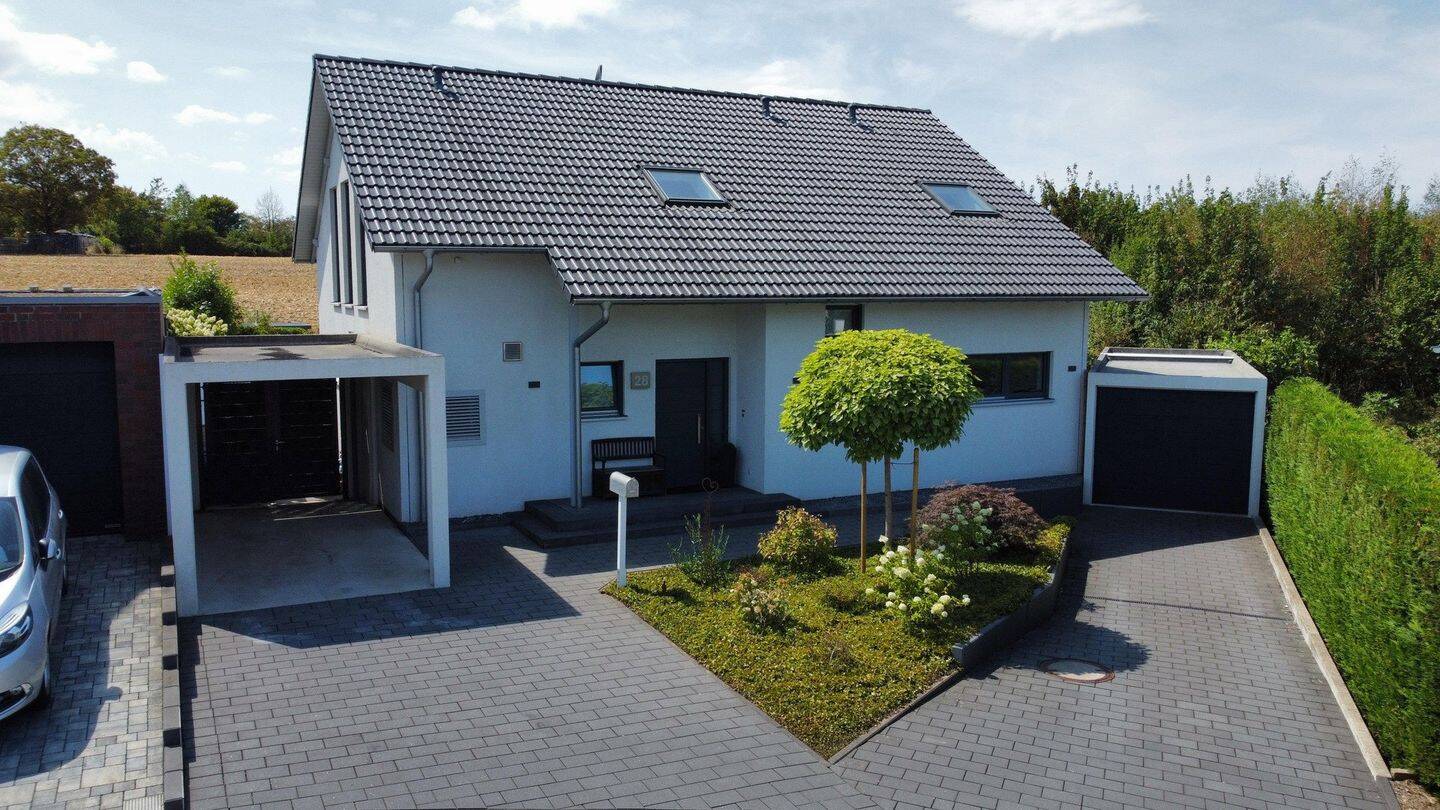 Exklusives Einfamilienhaus in besonderer Lage, 42553 Velbert