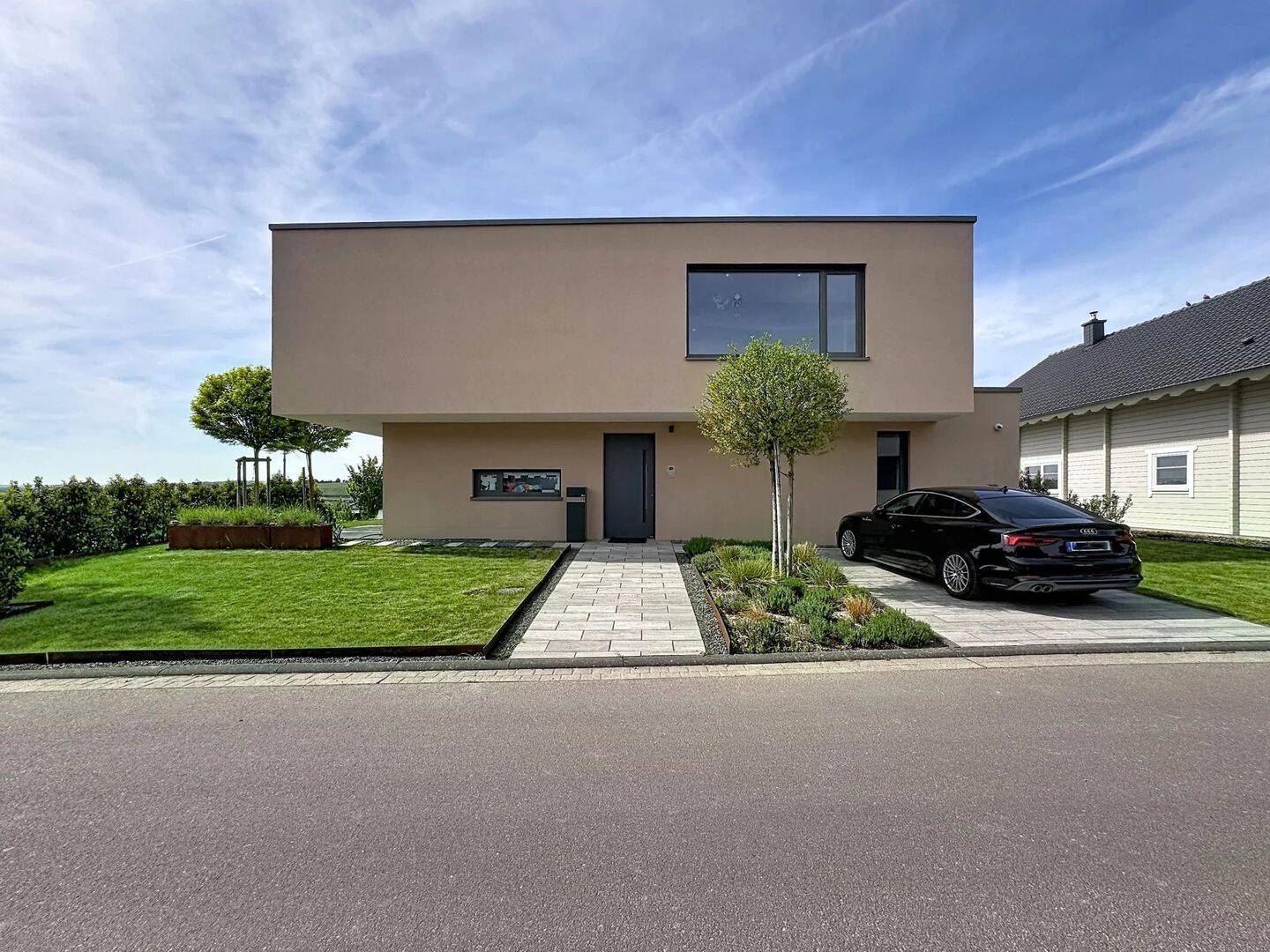 Exklusives Smart Home, Panoramablick und hochwertiger Ausstattung in Wincheringen, 54457 Wincheringen