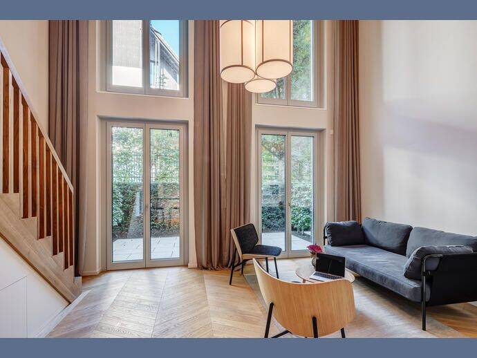 Möbliert: Herzogparksuiten: Junior Suite mit Galerie und Terrasse, 81679 München (Bogenhausen)