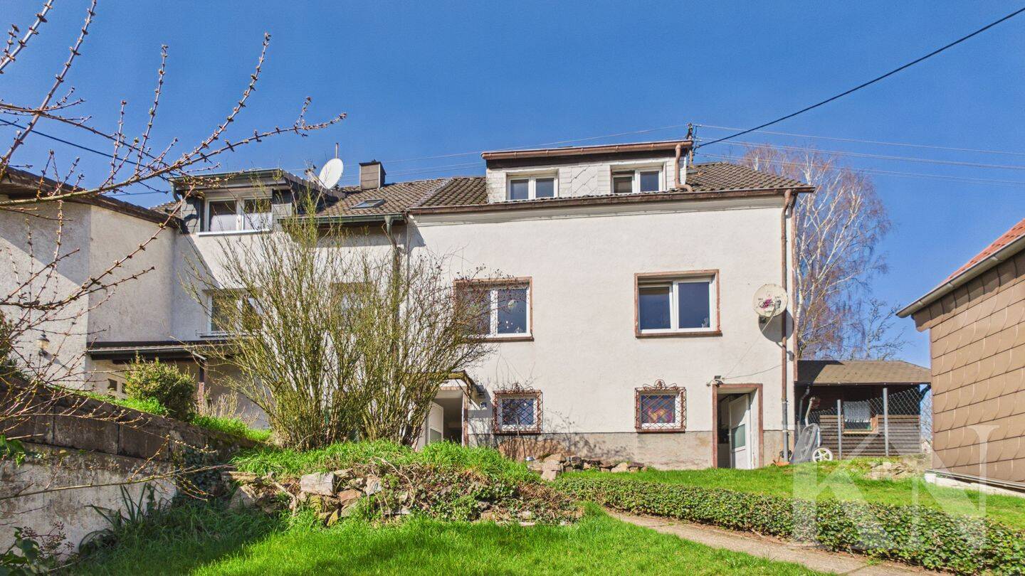 Großzügige Doppelhaushälfte mit ca. 166 m² Wohnfläche und vielseitigem Nutzungspotenzial, 66822 Lebach