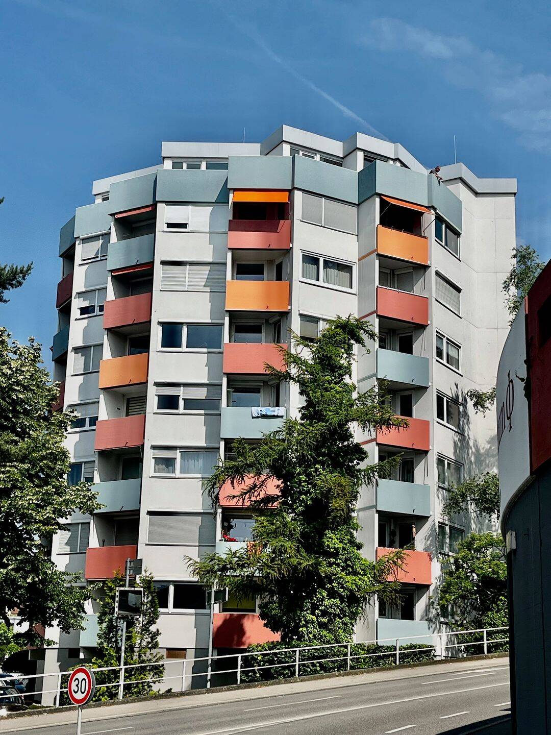 Einziehen und wohlfühlen – 1 Zimmer Apartment mit schöner Seesicht und in zentraler Lage, 88662 Überlingen