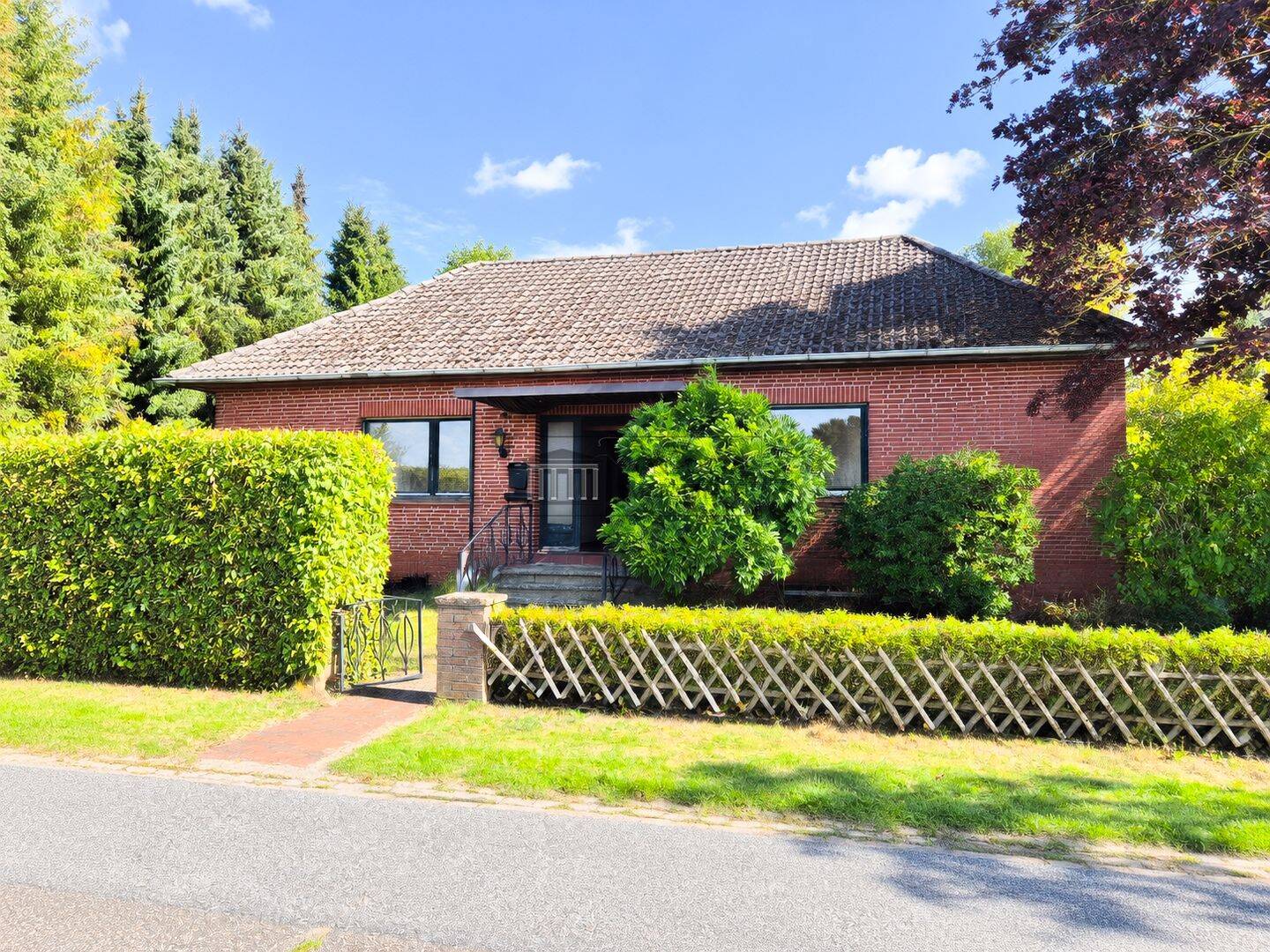 Schönes Haus mit tollem Grundstück, 27243 Kirchseelte